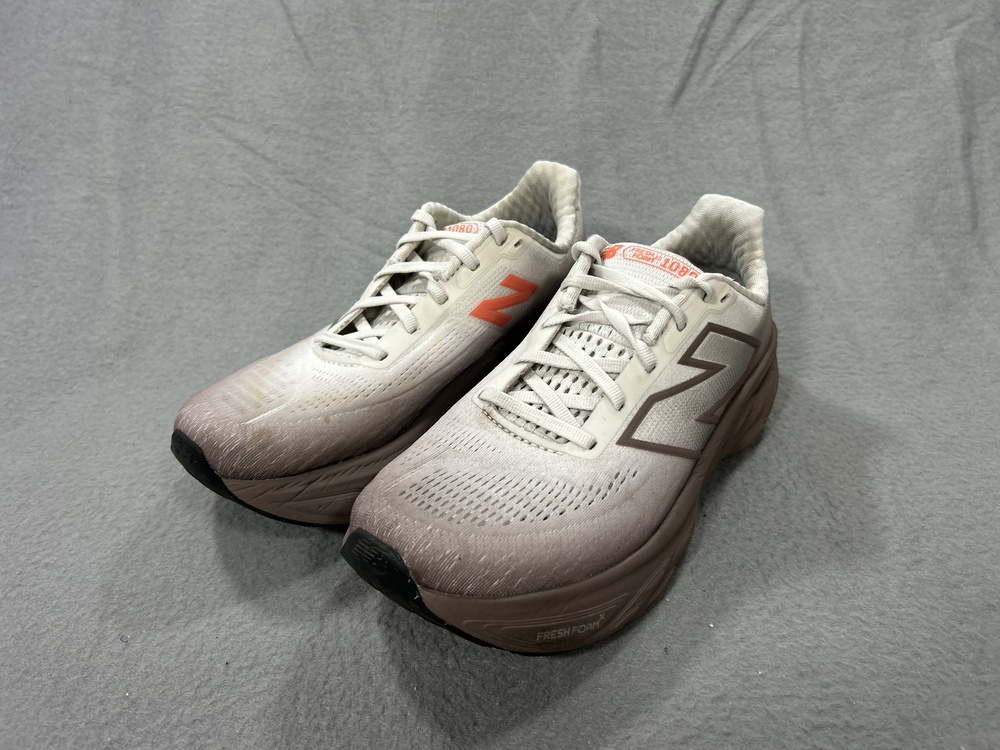 New Balance Fresh Foam 1080 Shoes Womens Size 8.5 Beige Road Running Cushioned